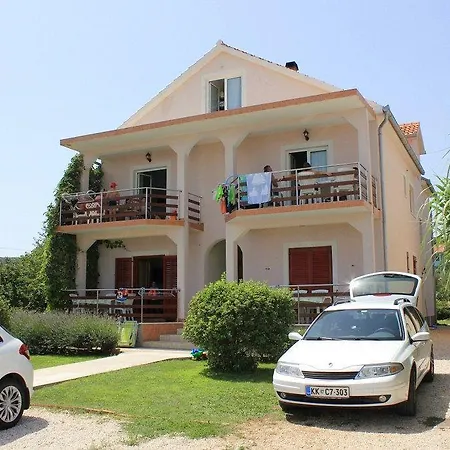 Kraj 8247b Apartment *